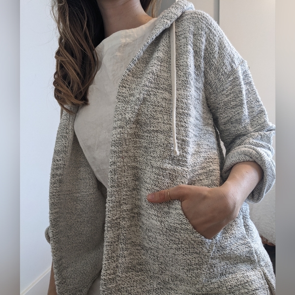 Roots hooded knit cardigan, beach cover up - Picture 2 of 8